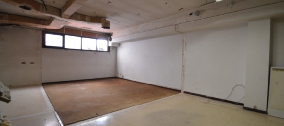 Gewerbliche Immobilie in Barcelona, Spain 1656m², Nr. 112508 2