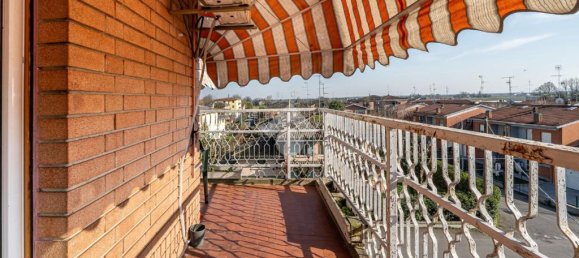 2 bedrooms Apartment in Fabbrico, Italy No. 163132 9