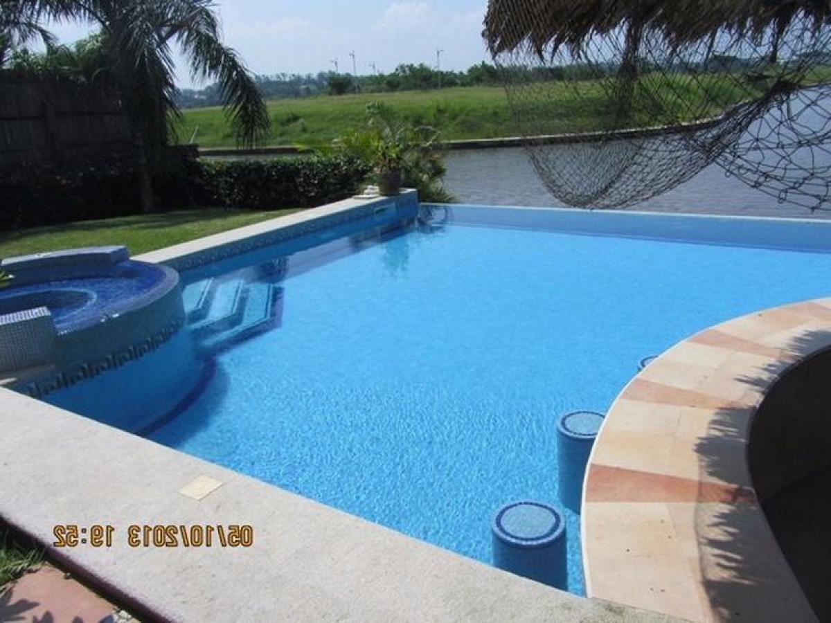 4 bedrooms House in Veracruz, Mexico No. 223234