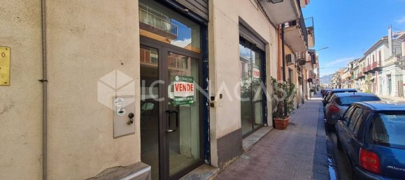 3غرفة عقار تجاري في Santa Teresa di Riva, Italy رقم 18517 2