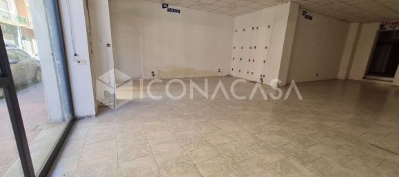 3غرفة عقار تجاري في Santa Teresa di Riva, Italy رقم 18517 16