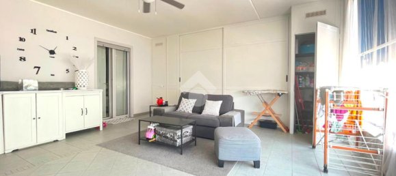 Apartamento de 2 dormitorios en Barletta, Italy No. 377619 20