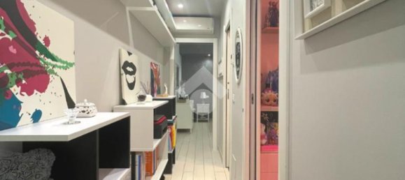 Apartamento de 2 dormitorios en Barletta, Italy No. 377619 9