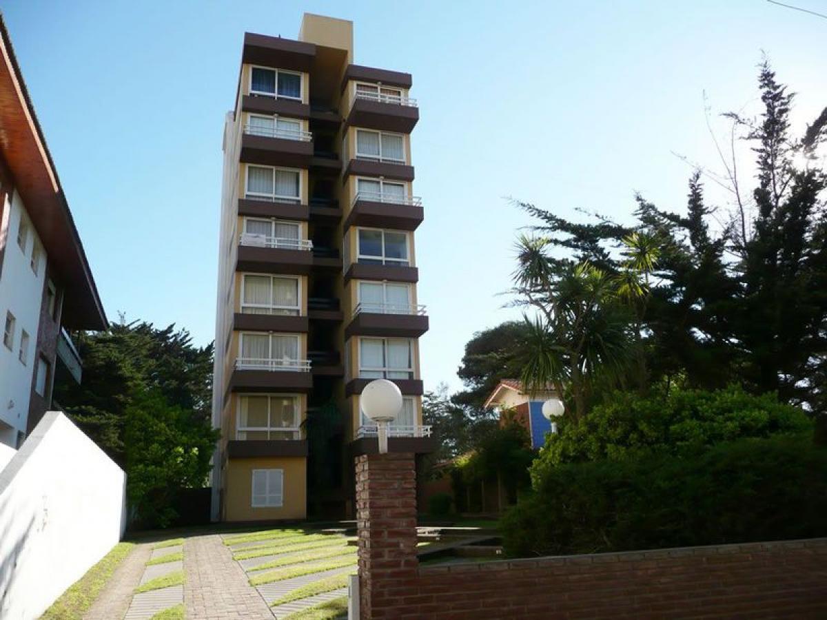 2 bedrooms Apartment in Mar del Plata, Argentina No. 94630