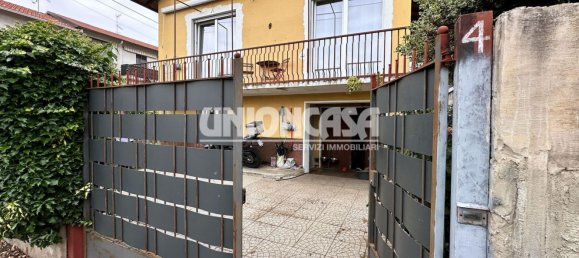 4غرفة منزل في Malnate, Italy رقم 265686 7