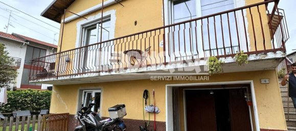 4غرفة منزل في Malnate, Italy رقم 265686 6