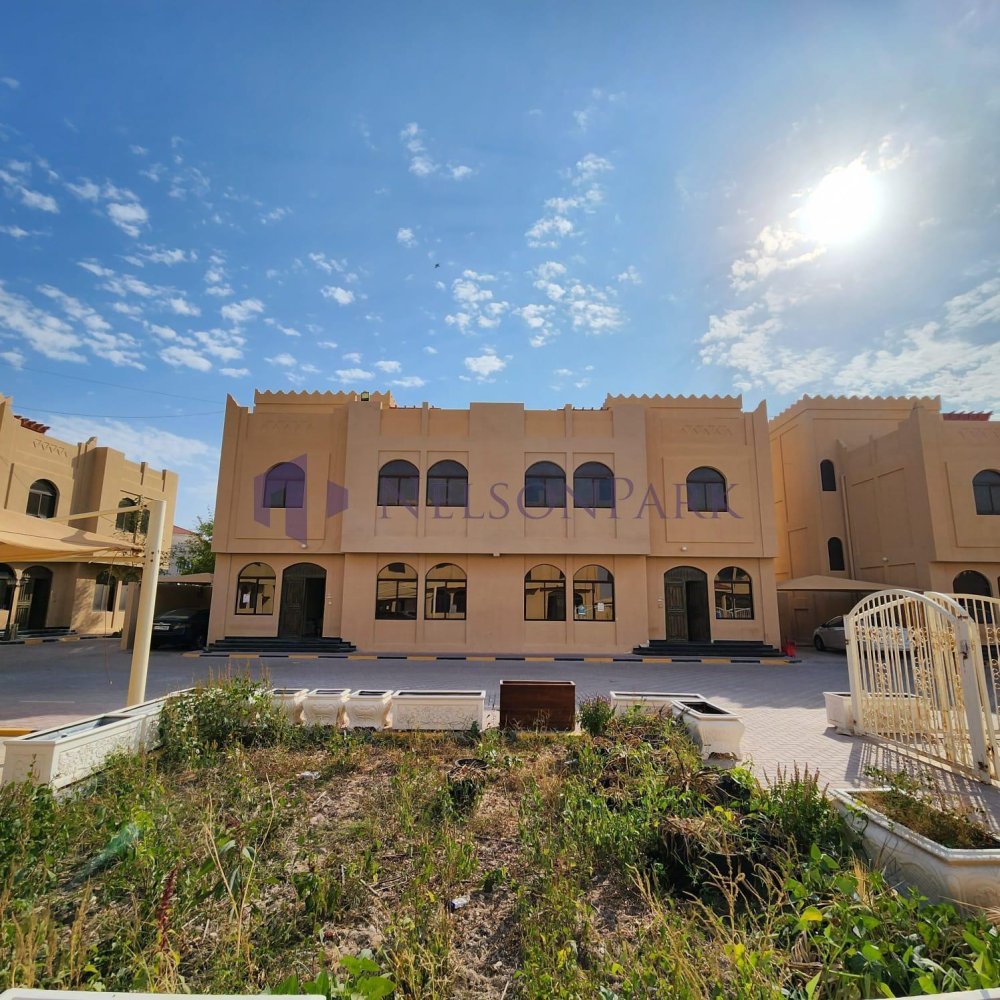 5 bedrooms Villa in Al Shamal, Qatar No. 570