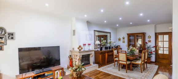 4 bedrooms House in Vila Nova de Gaia, Portugal No. 147034 8