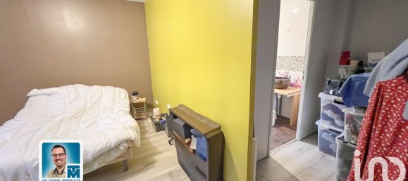 Casa de 3 dormitorios en Senonches, France No. 45810 25