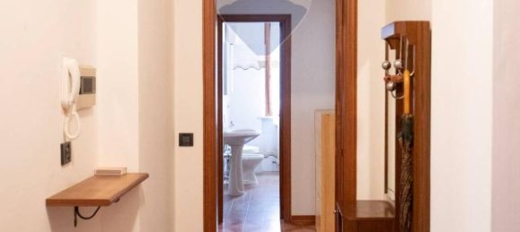 4 rooms Apartment in Montemarciano, Italy No. 7410 5