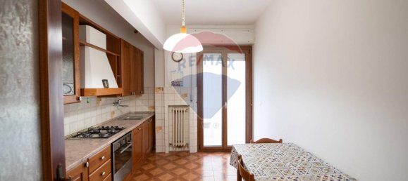 4 rooms Apartment in Montemarciano, Italy No. 7410 9
