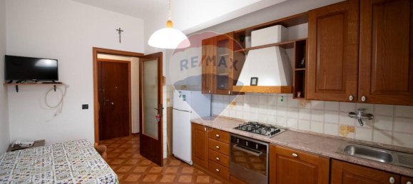 4 rooms Apartment in Montemarciano, Italy No. 7410 7