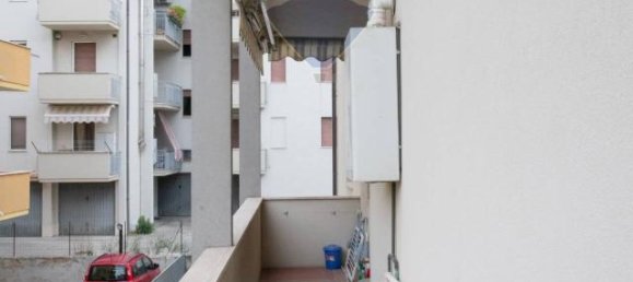 4 rooms Apartment in Montemarciano, Italy No. 7410 20