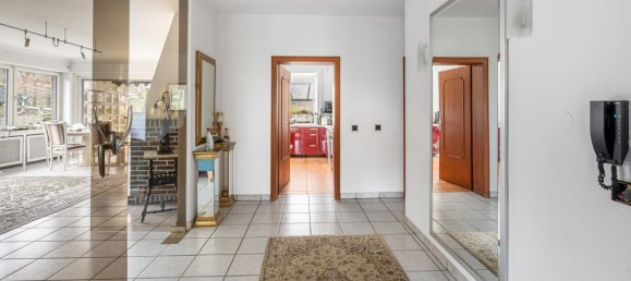 10 chambres Bâtiment à Grevenbroich, Germany No. 9032 38