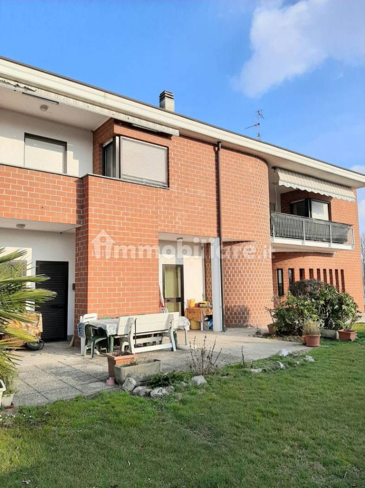 Вилла с 3 спальнями в Карпиньяно Сезия, Италия № 143232