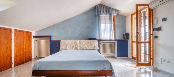 3 bedrooms House in Fano, Italy No. 262772 23