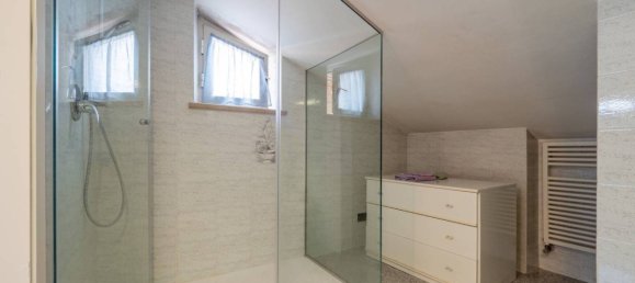 3 bedrooms House in Fano, Italy No. 262772 27