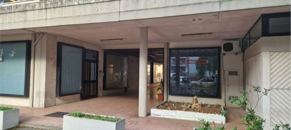 عقار تجاري في Frosinone, Italy 96متر مربع رقم 114144 2