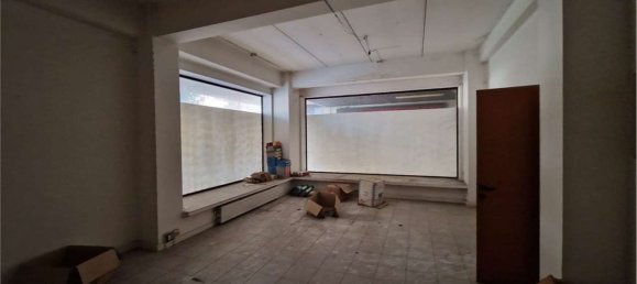 عقار تجاري في Frosinone, Italy 96متر مربع رقم 114144 3