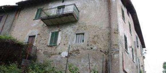 5-salle Appartement à Castello di Brianza, Italy No. 158342 2