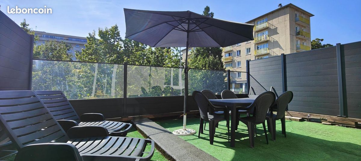 3 bedrooms Apartment in Rouen, France No. 357103