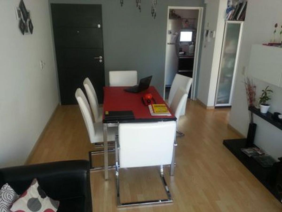 Studio in Moron, Argentina No. 19861