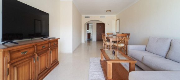 Apartamento de 2 dormitorios en Marbella, Spain No. 185268 11