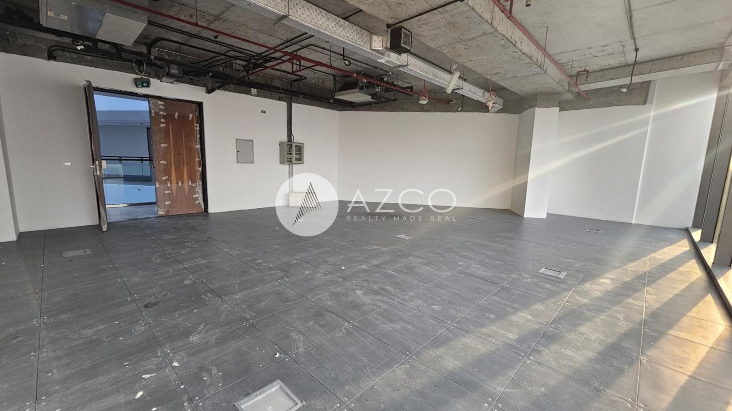  مكتب في Bur Dubai, UAE 82.7متر مربع رقم 98490