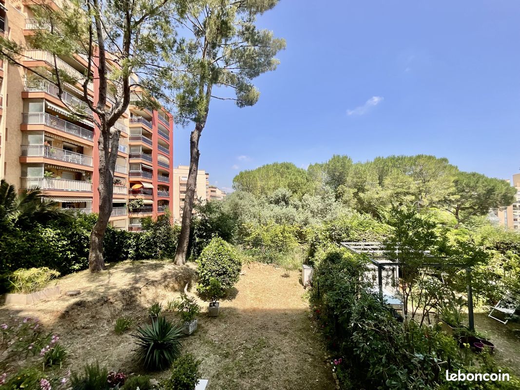 1 bedroom Apartment in Le Cannet, France No. 282231