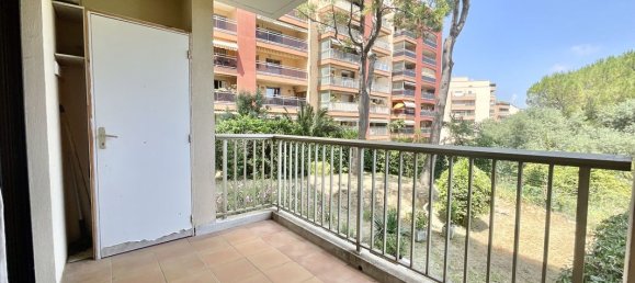 1 bedroom Apartment in Le Cannet, France No. 282231 3