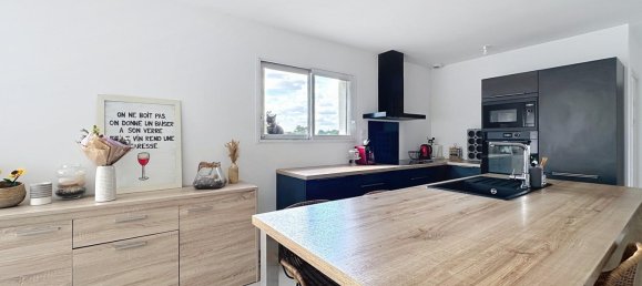 3 bedrooms House in Montbeton, France No. 284515 2