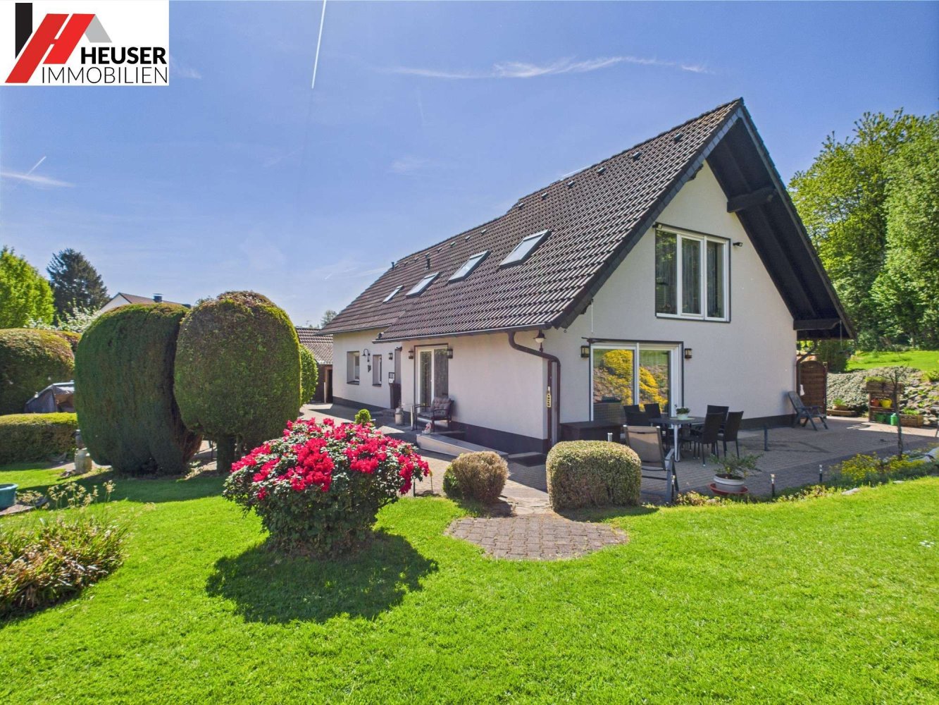 5 bedrooms Townhouse in Oberbergischer, Germany No. 321458