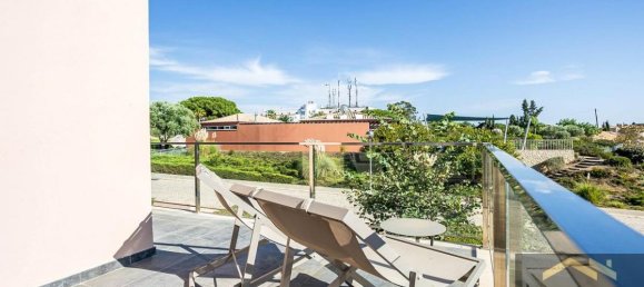 Casa de 3 dormitorios en Carvoeiro, Portugal No. 9295 6