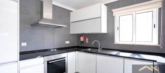 Casa de 3 dormitorios en Carvoeiro, Portugal No. 9295 11