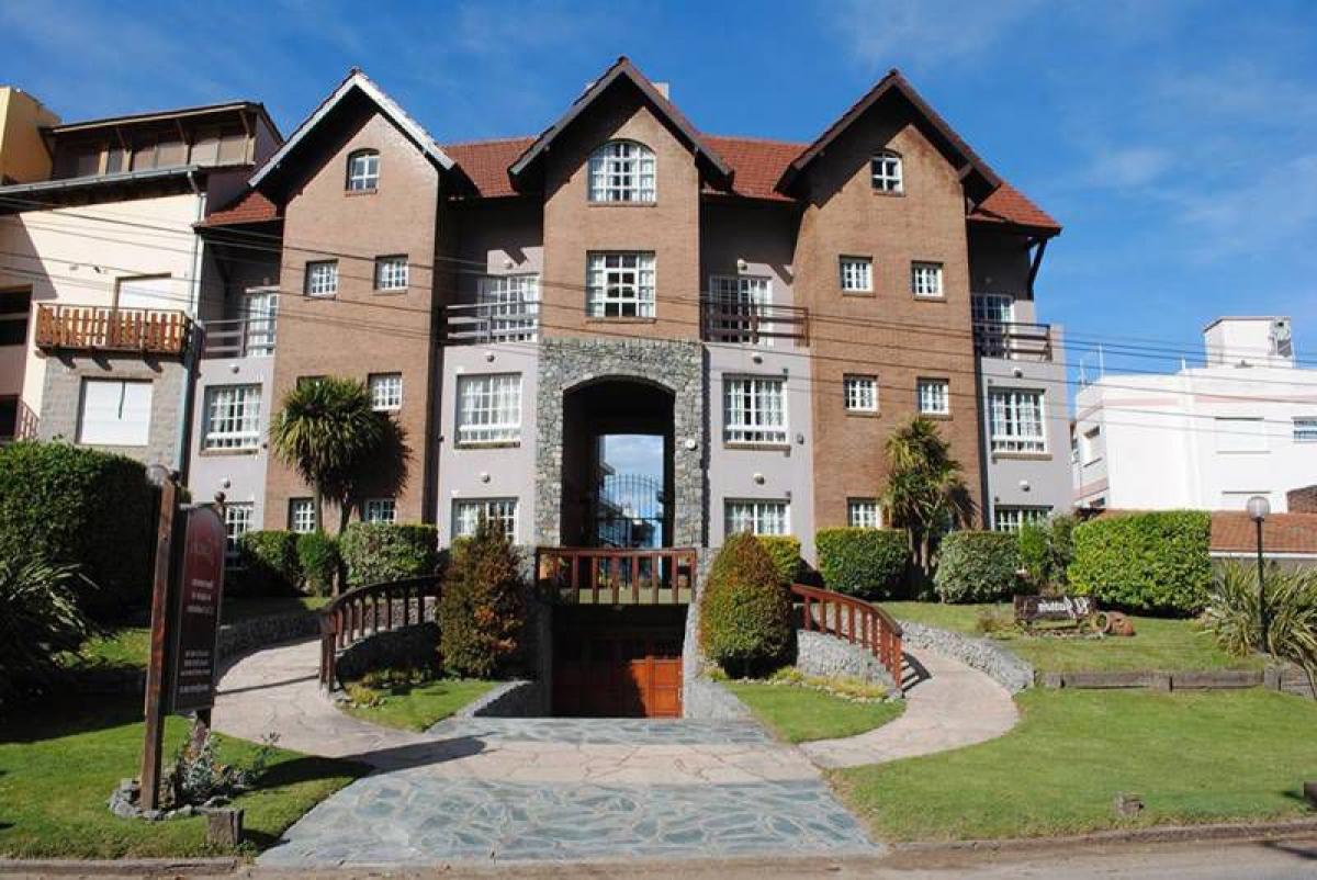 1192m² Building in Mar del Plata, Argentina No. 108136