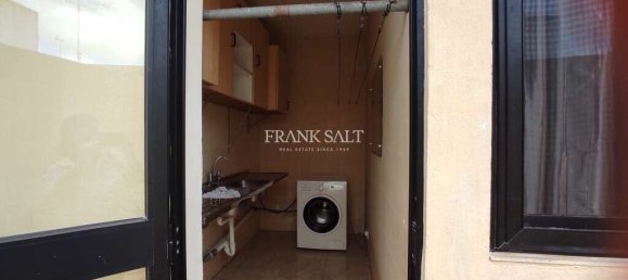 3 غرف نوم طابقين في Qrendi, Malta رقم 8212 23