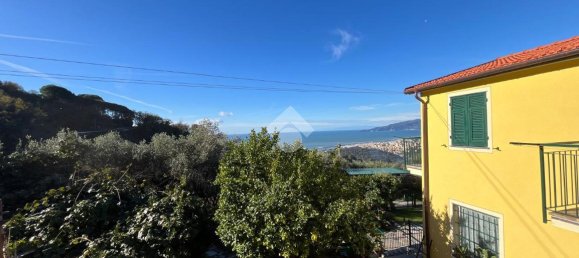 Apartamento de 5 habitaciónes en Lavagna, Italy No. 232881 5