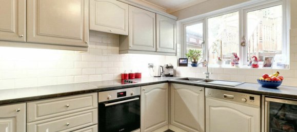 3 bedrooms House in Biggin Hill, United Kingdom No. 4759 9