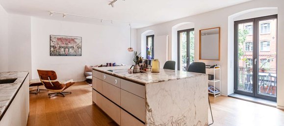 Квартира с 3 спальнями в Кройцберг, Германия № 305423 6