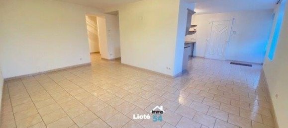 2 chambres Maison de ville à Ambacourt, France No. 46847 30