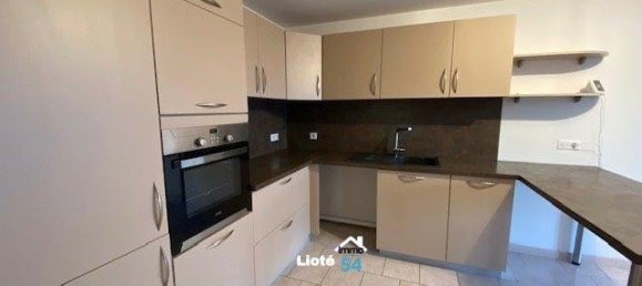 2 chambres Maison de ville à Ambacourt, France No. 46847 5