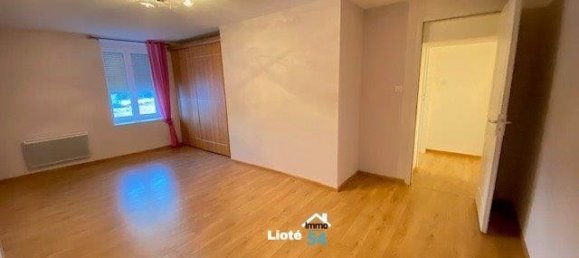 2 chambres Maison de ville à Ambacourt, France No. 46847 12