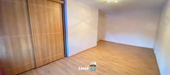 2 chambres Maison de ville à Ambacourt, France No. 46847 16