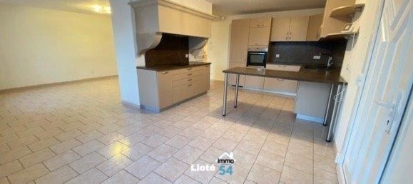 2 chambres Maison de ville à Ambacourt, France No. 46847 2