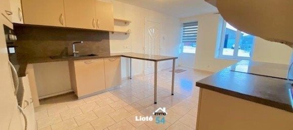 2 chambres Maison de ville à Ambacourt, France No. 46847 35