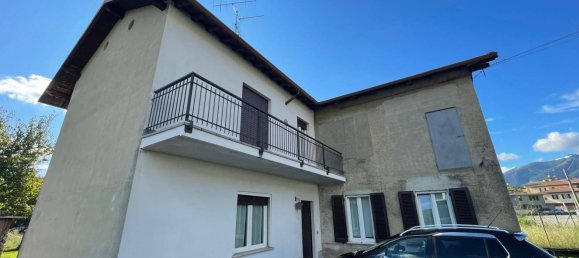 2 bedrooms Apartment in Oggiono, Italy No. 365507 4