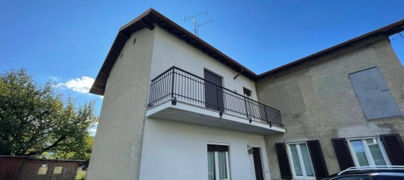 2 bedrooms Apartment in Oggiono, Italy No. 365507 5