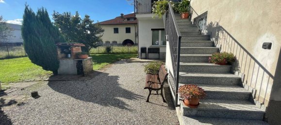 2 bedrooms Apartment in Oggiono, Italy No. 365507 9