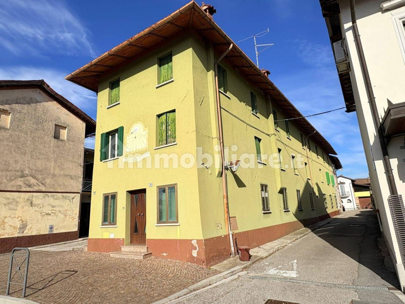 3 bedrooms House in Udine, Italy No. 169760