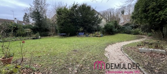 5 bedrooms House in Ecouen, France No. 140495 2